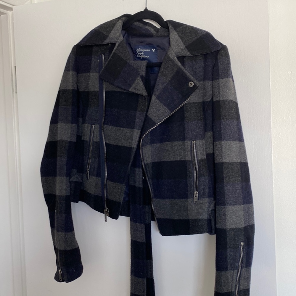 Like new American eagle jacket gray blue and black beautiful zipper  detailing